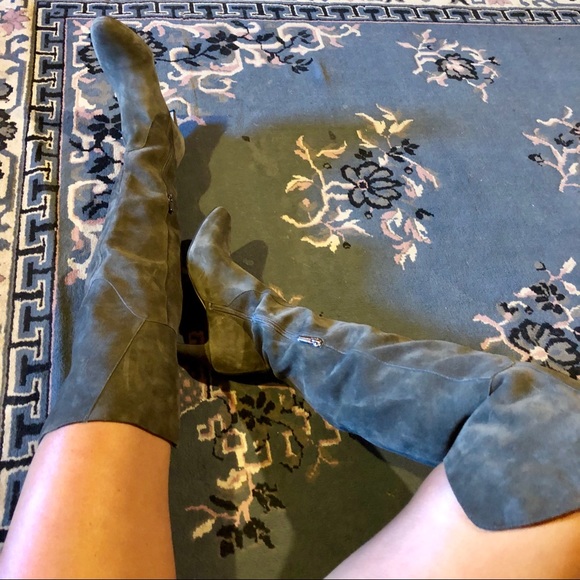 Vince Camuto boots - Picture 3 of 6